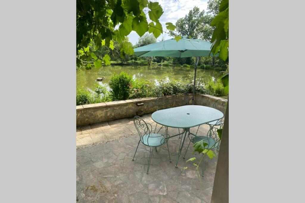 Chirac  La Petite Maison Au Bord De L'Etang מראה חיצוני תמונה